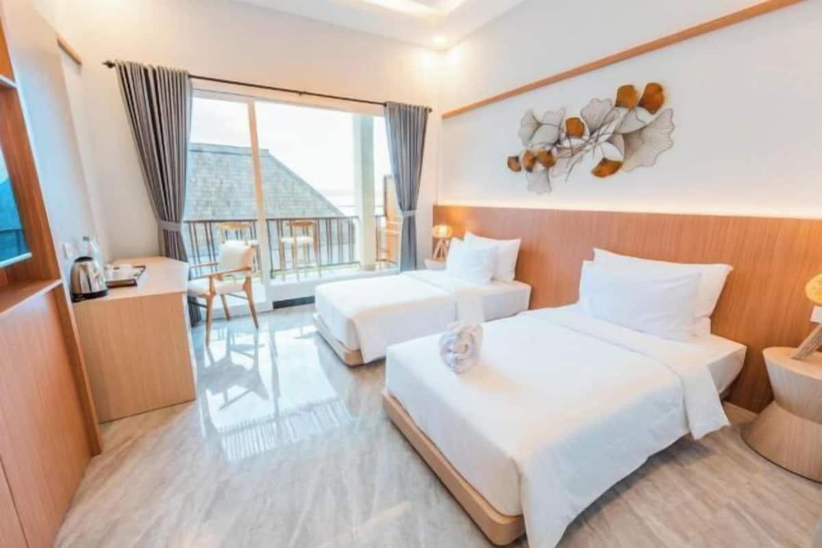 1 bedroom, desk, free WiFi, bed sheets