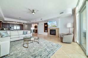 TV, fireplace