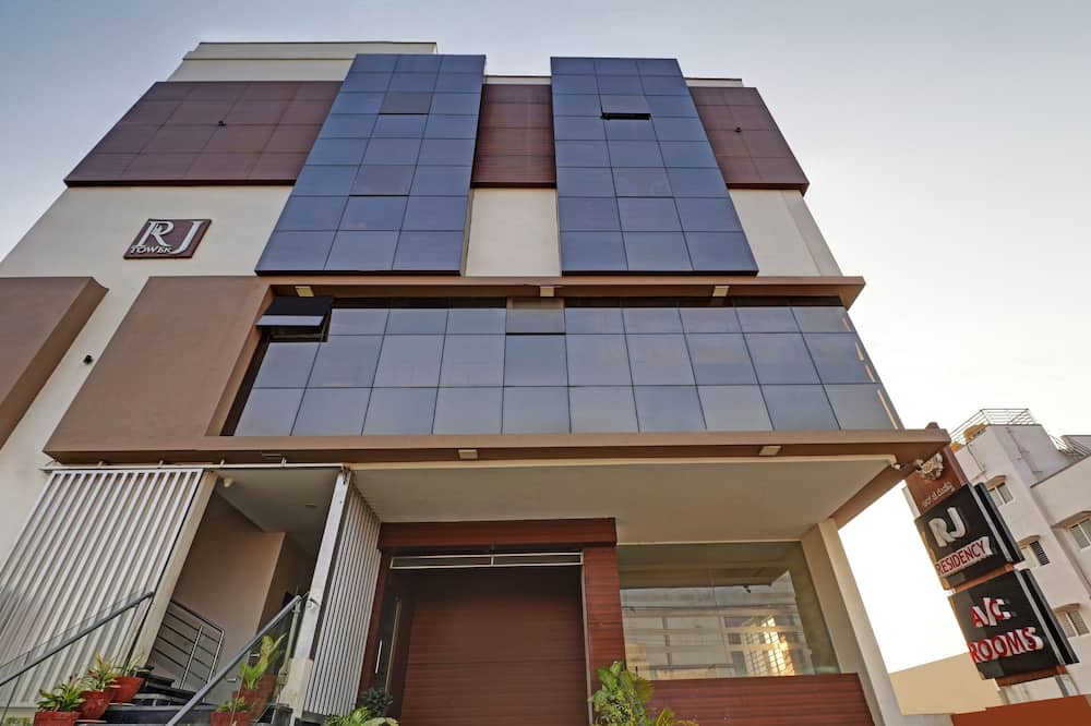 Treebo RJ Residency