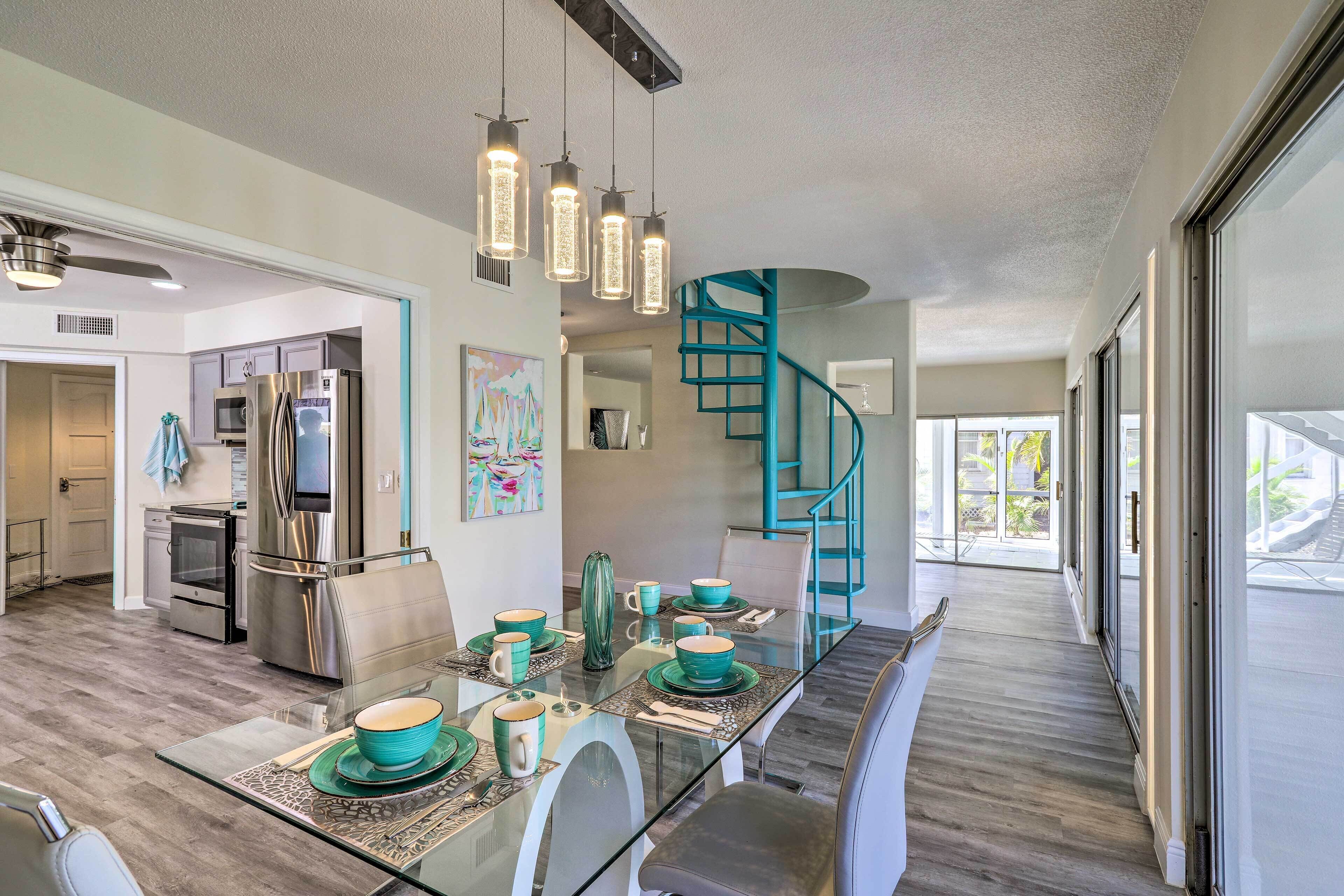 Tropical Waterfront Home: Central Location!