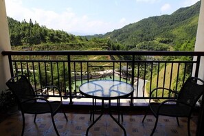 Room - Santaishan Resort Hotel (Guidong)