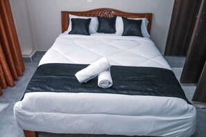 Business Apartment | Bathroom - Stay.Plus Milimani Luxe Apartment (Kisumu)
