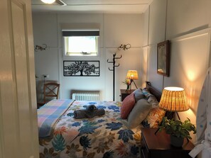 2 Schlafzimmer, Schreibtisch, kostenloses WLAN, Bettwäsche