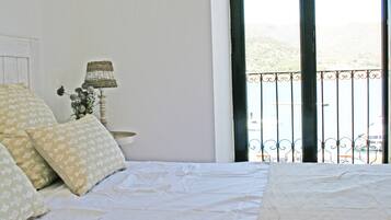 3 sovrum och sÀngklÀder