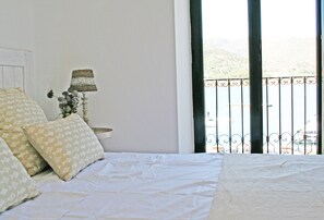 3 sovrum och sängkläder