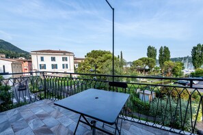 Outdoor dining - Lo Scorcio sul Lago (Salò)