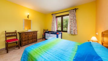 2 habitaciones, tabla de planchar con plancha y wifi gratis