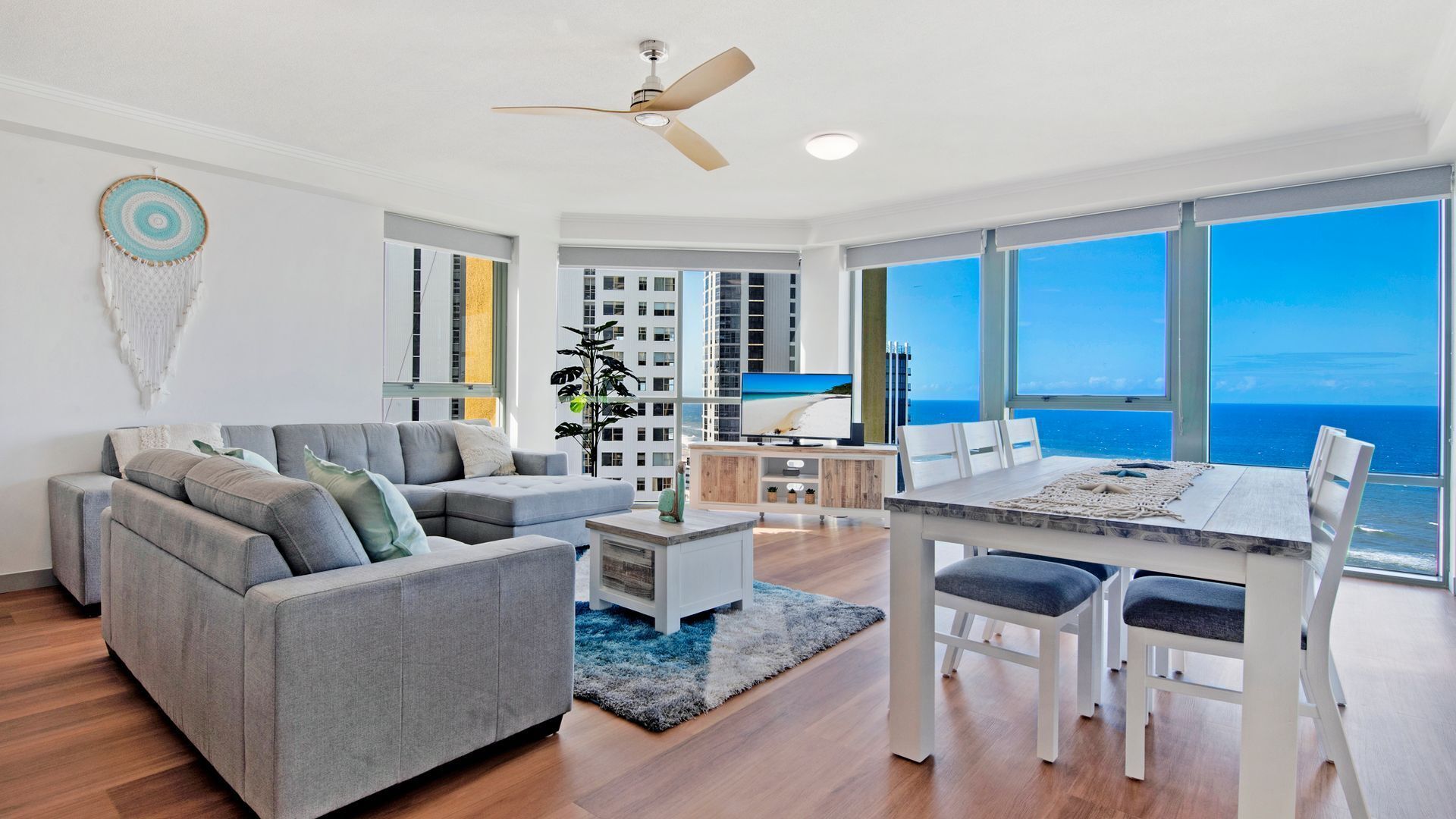 Spacious Family Apt - Waterslides & Ocean Views! - CoastHM — image 8