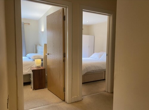 Remarkable 1-bed Apartment in Cheltenham