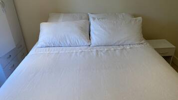 Apartment, 1 Queen Bed | 1 bedroom, free WiFi, bed sheets