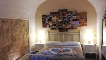 1 camera, Wi-Fi gratuito, lenzuola