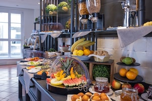 Desayuno estilo bufé