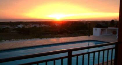 Detached 3 double bedroom villa with private heated pool in Paphos