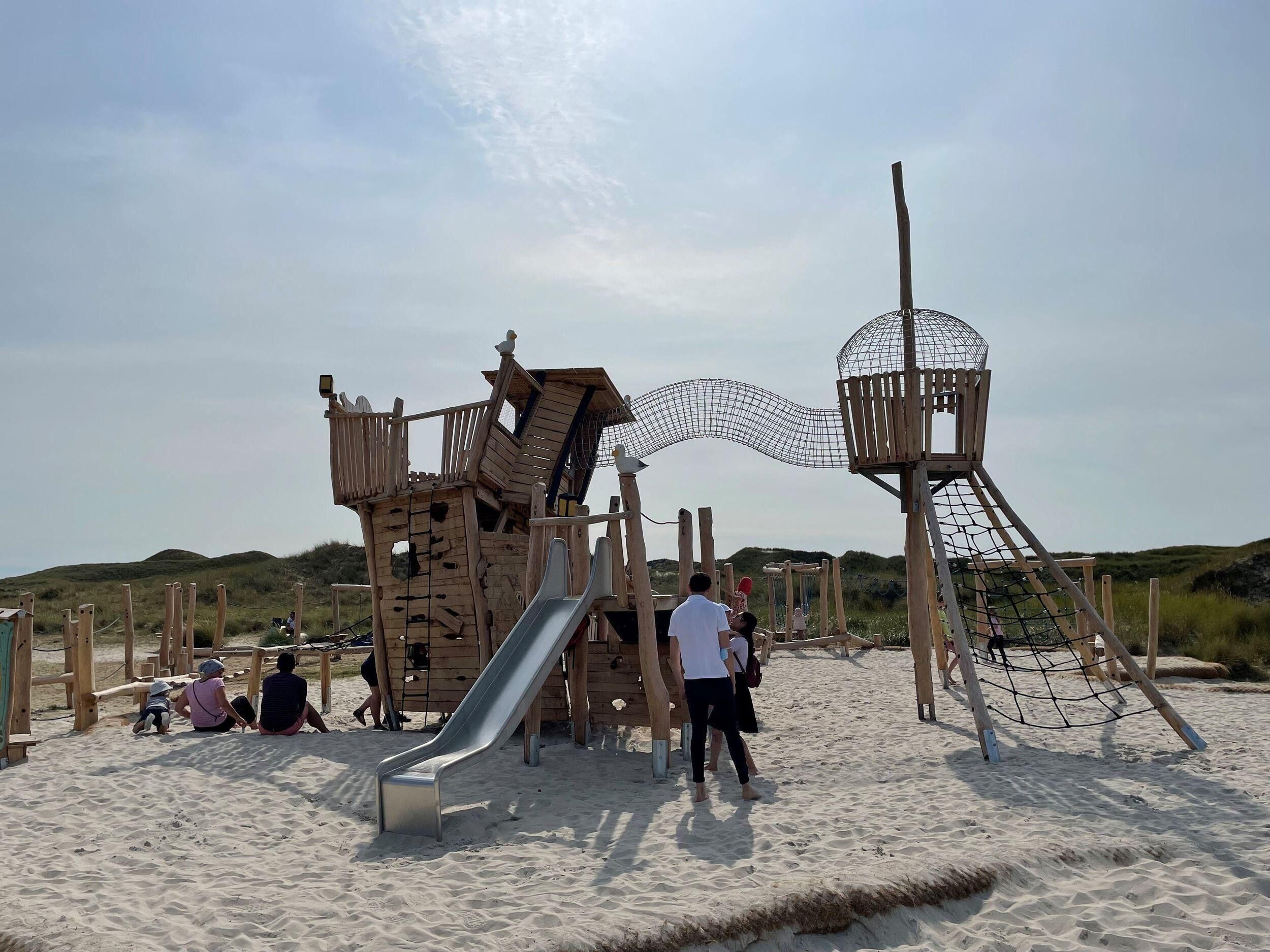 Spielplatz Norddorf 1...