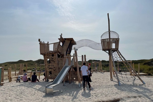 Spielplatz Norddorf 1...
