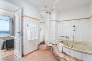 Presidential Penthouse, 2 Bedrooms, Sea View, Beachfront | Bathroom | Shower, rainfall showerhead, hair dryer, towels
