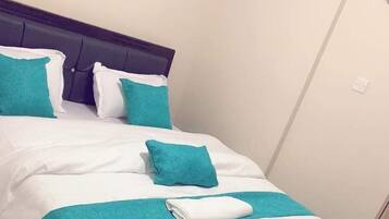 Business Apartment | 1 bedroom, free WiFi, bed sheets