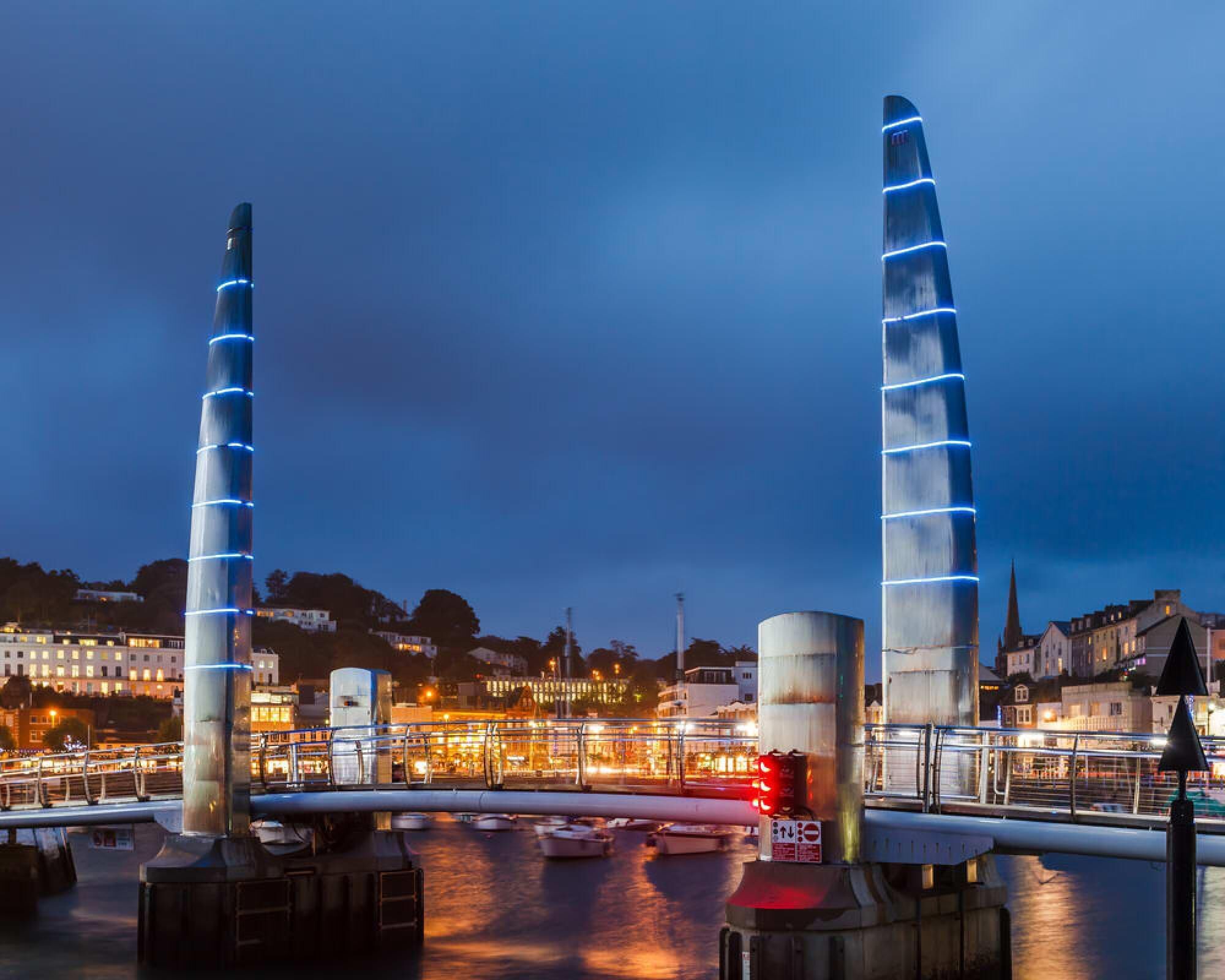 Lawsons Place - Family-friendly Apartment With Parking on Babbacombe Downs