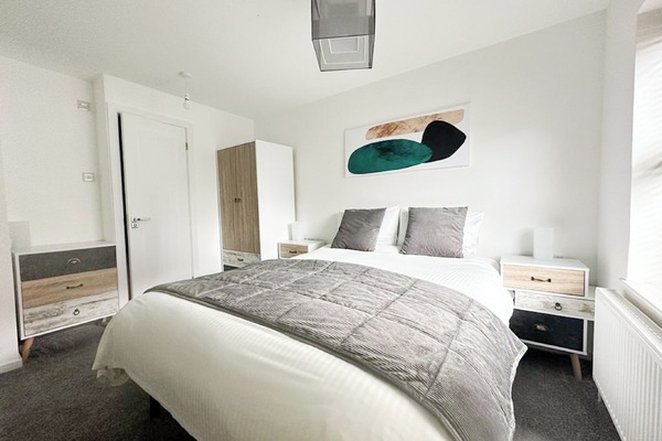 Comfort Double Room | Free WiFi, bed sheets