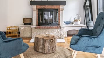 Hypo-allergenic bedding, individually decorated, individually furnished