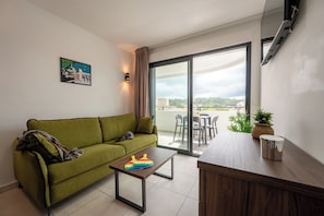 Classic Apartment, 1 Double Bed with Sofa bed | Living area