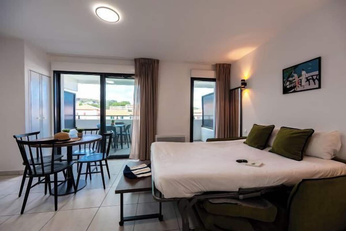 1 chambre, chambres insonorisées, lits bébé (gratuits), Wi-Fi gratuit