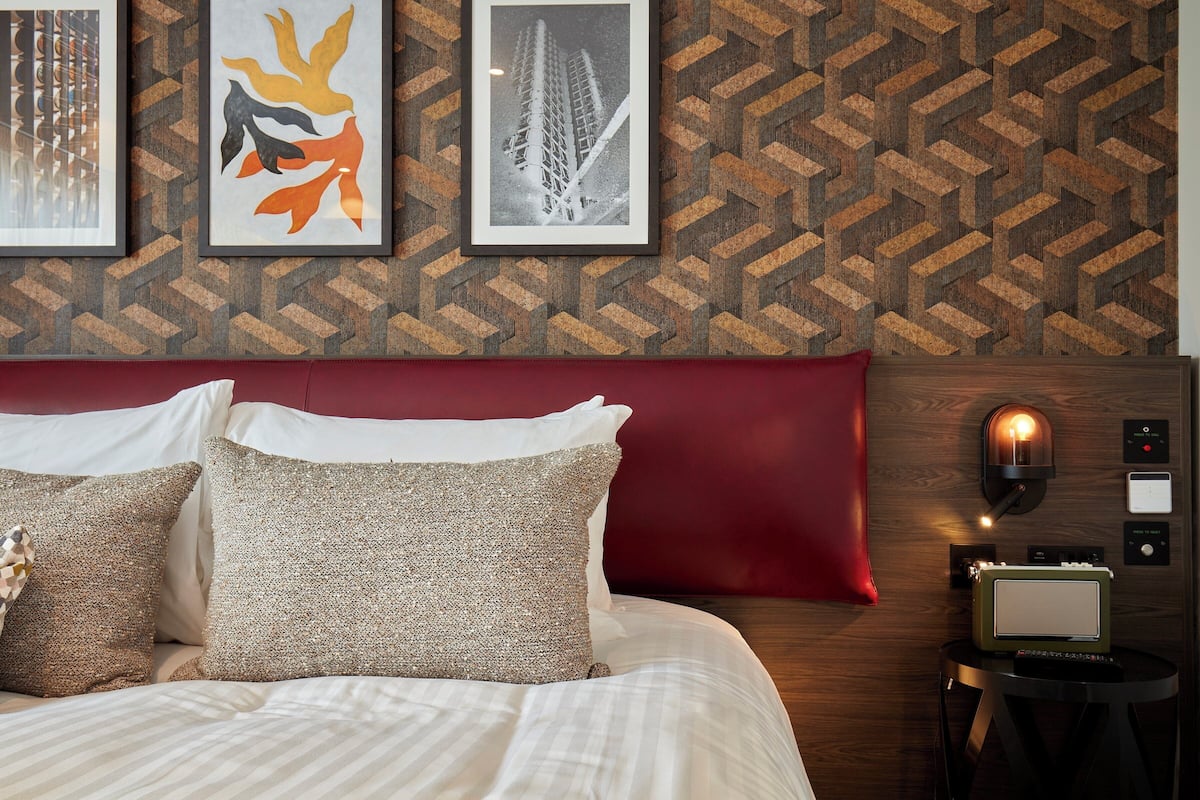 Egyptian cotton sheets, premium bedding, pillow-top beds, in-room safe