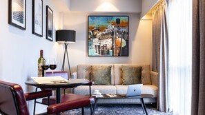 Svit - 1 kingsize-säng med bäddsoffa | Egyptiska bomullslakan och sängtillbehör av högsta kvalitet