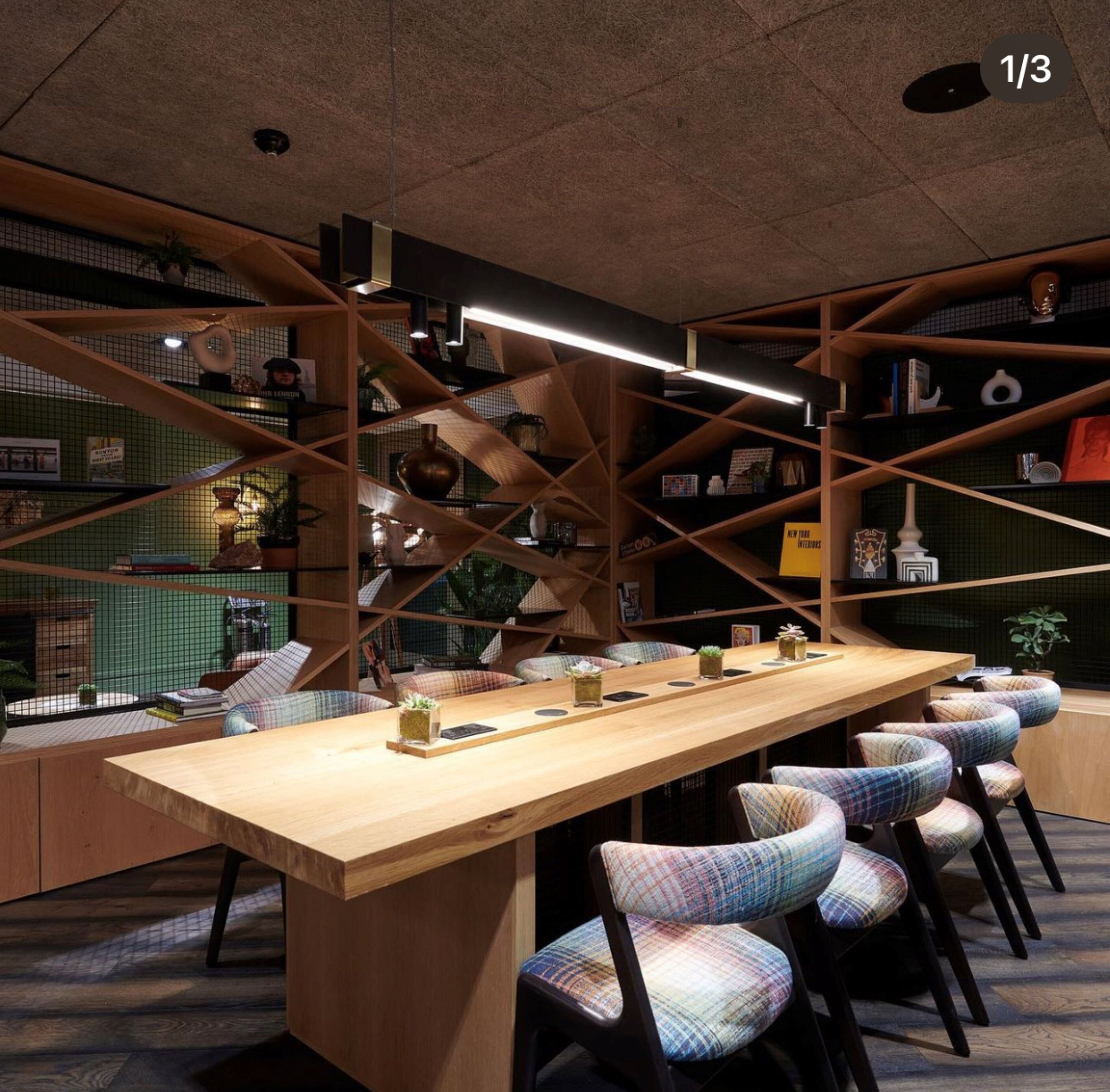 酒吧（店内）
