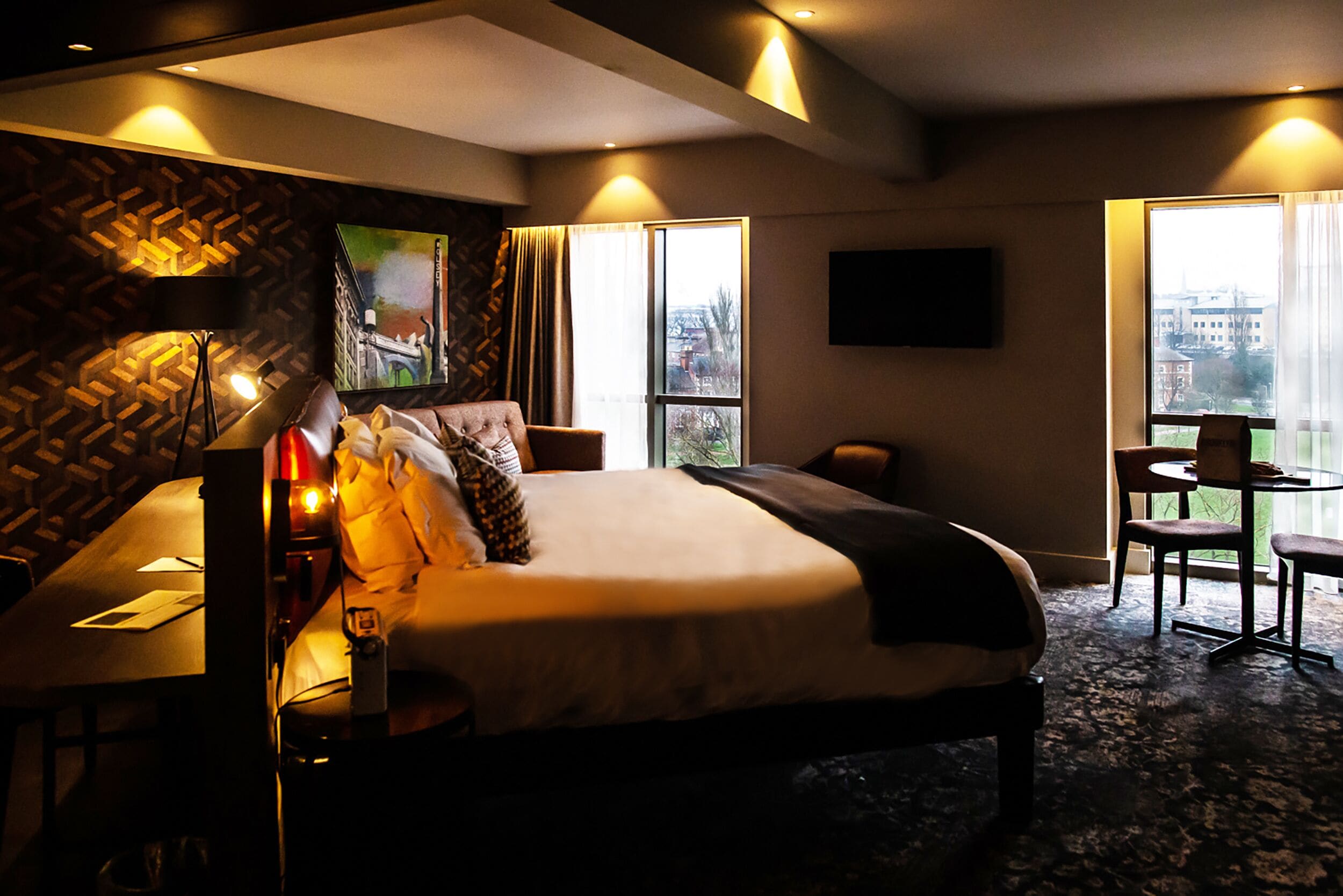 highline executive suite | egyptian cotton sheets, premium bedding, pillow-top beds, in-room safe