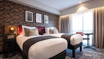 Egyptian cotton sheets, premium bedding, pillow-top beds, in-room safe