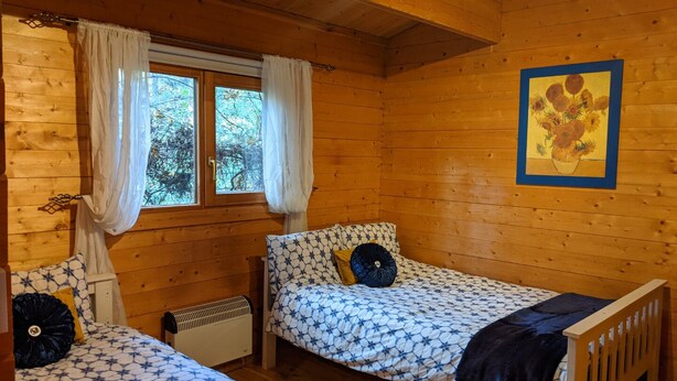 Cottage, Multiple Beds - Impeccable 2-bed Log Cabin in Cramlington (Cramlington)