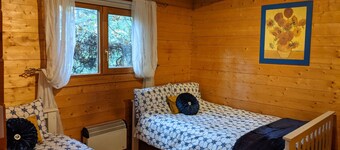 Impeccable 2-bed Log Cabin in Cramlington