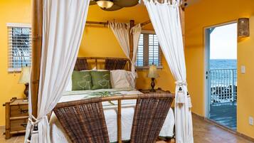 3 Schlafzimmer, Schreibtisch, Bügeleisen/Bügelbrett, Reisekinderbett