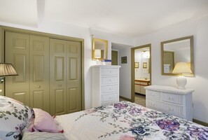 1 bedroom, iron/ironing board, WiFi