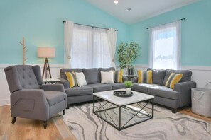 スマートテレビ、テーブルサッカー台