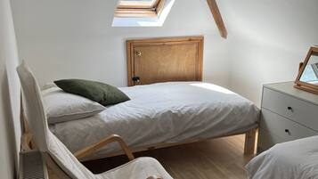 2 Schlafzimmer, Bügeleisen/Bügelbrett, kostenloses WLAN, Bettwäsche
