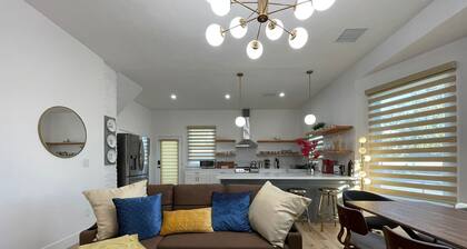 ★GRANDIOSE 3B2B MODERNIZED HOME★