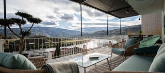 Green House Douro - A balcony over the Douro