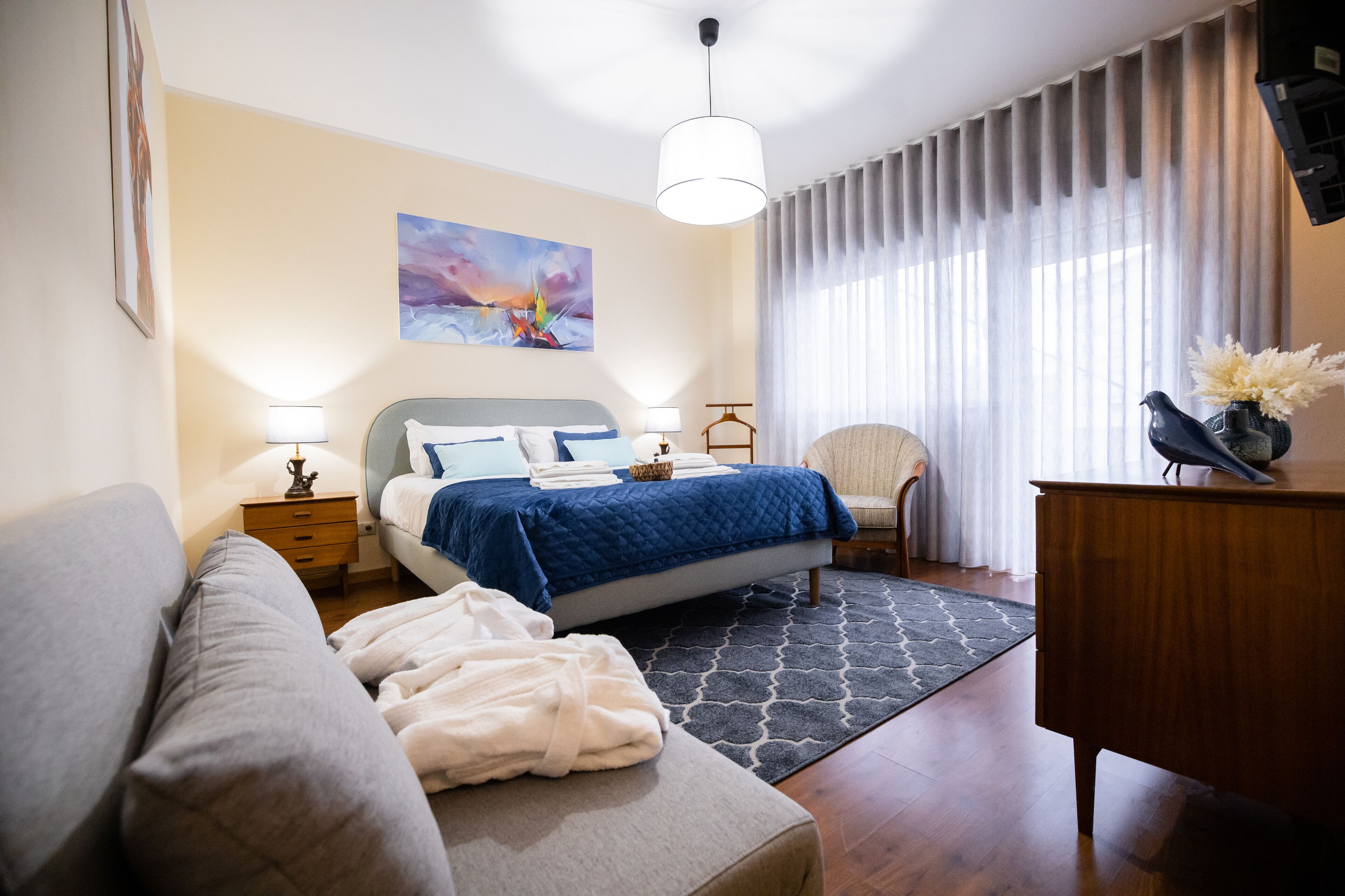 4 makuuhuonetta, Wi-Fi