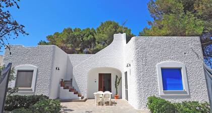 Villa Marechiaro 50 m from the sea, 3 bedrooms, 2 bathrooms