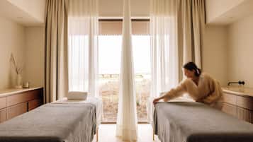 3 treatment rooms, massages