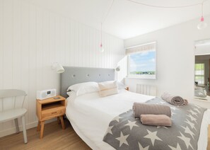 Cottage | 2 bedrooms, individually decorated, individually furnished, free WiFi - Westward 8 (Wadebridge)