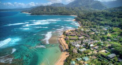 True Beachfront Romance in Quiet Intimate Location - Perfect for Honeymoons!