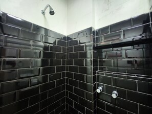 APARTAMENTO STANDARD 1209 | Bathroom | Hair dryer, towels