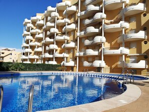 Pool - Three bedrooms, two terraces, pool, forty meters from the sand! (Xeraco Playa)