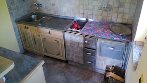 House (Holiday home Dobrotin) | Private kitchen