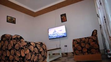 Rumah Keluarga | Area keluarga | Smart TV 20-inci dengan saluran TV digital dan TV