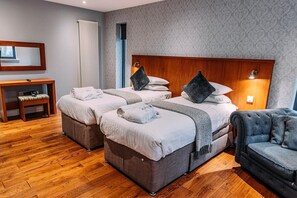 4 bedrooms, iron/ironing board, travel cot, WiFi