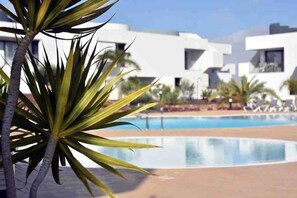 Piscina externa, piscina aquecida